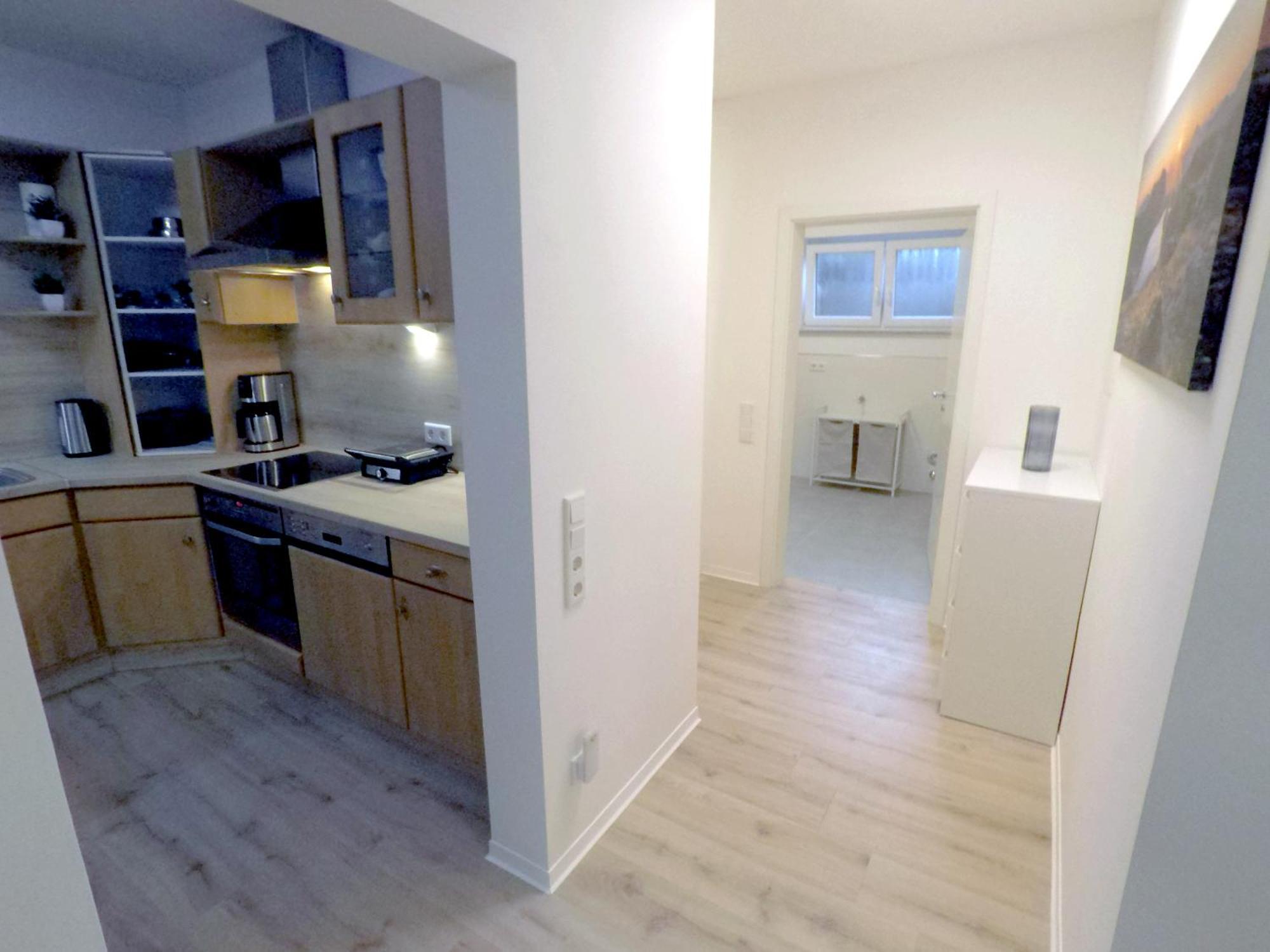 3-zimmer 84qm Mit Separatem Eingang Apartment *