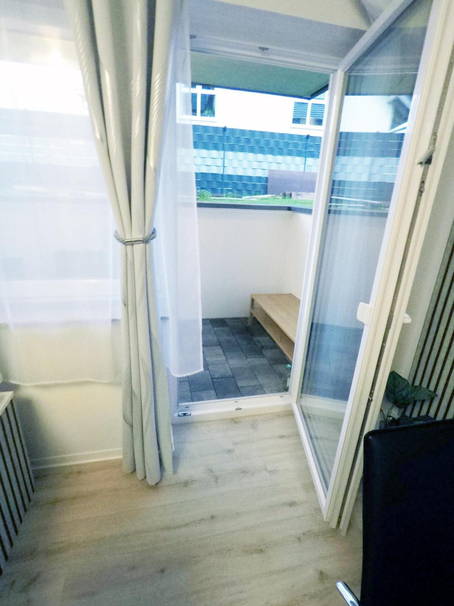 3-zimmer 84qm Mit Separatem Eingang Apartment